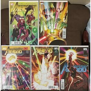 Avengers 4th Series #8 - 12 (2011 Marvel) Lot of 5 - 1 KEY